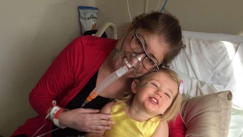 La mujer que vivió durante seis días sin pulmones esperando un transplante