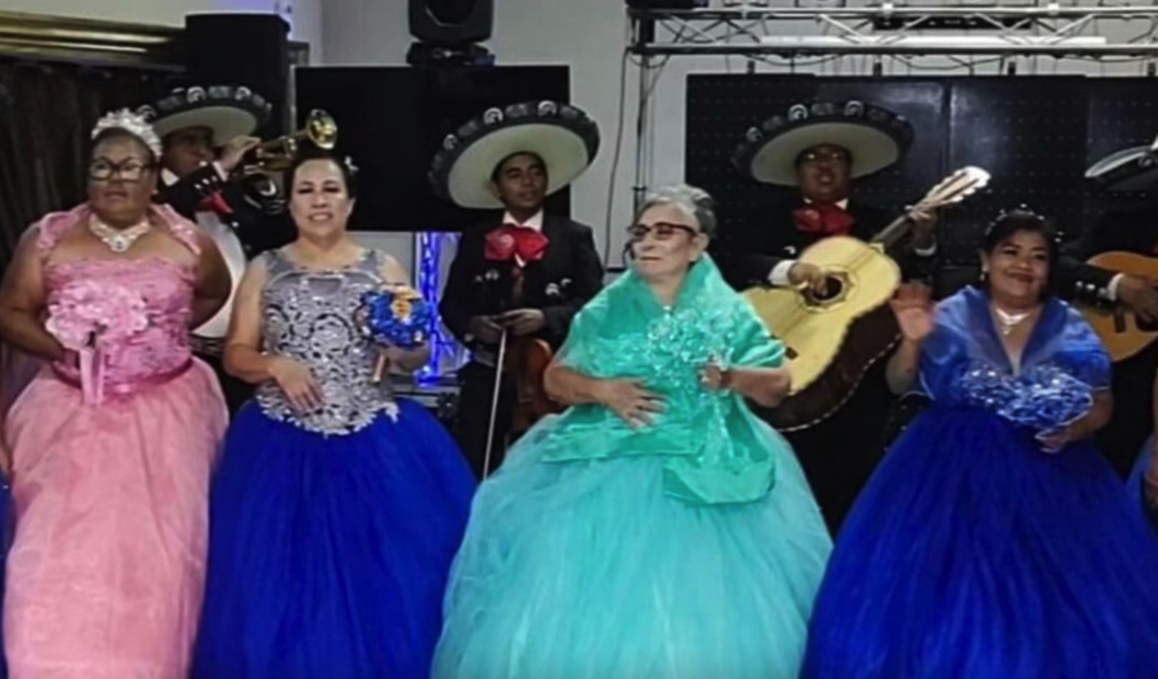 Abuelitas mexicanas cumplen su sueño y celebran su fiesta de XV años
