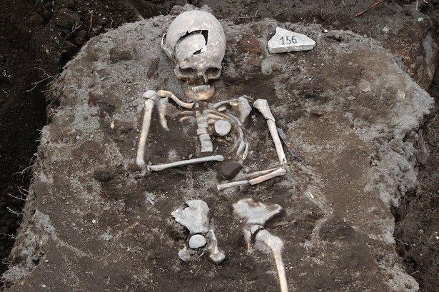 Descubren en Bulgaria tumba de 'vampiro'