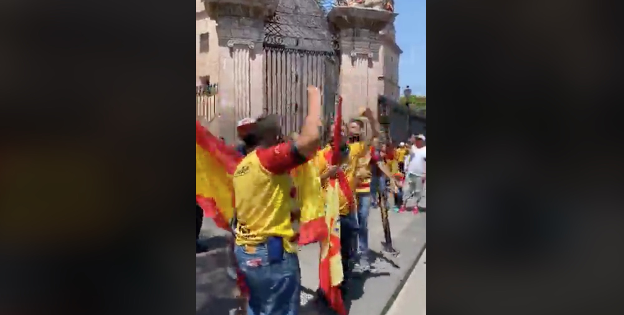 VIDEO. Aficionados de Monarcas Morelia rompen la cuarentena para manifestarse por su equipo