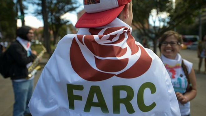 De las armas a las urnas: ¿Por qué las FARC de Colombia conservaron sus siglas ante su transformación política?