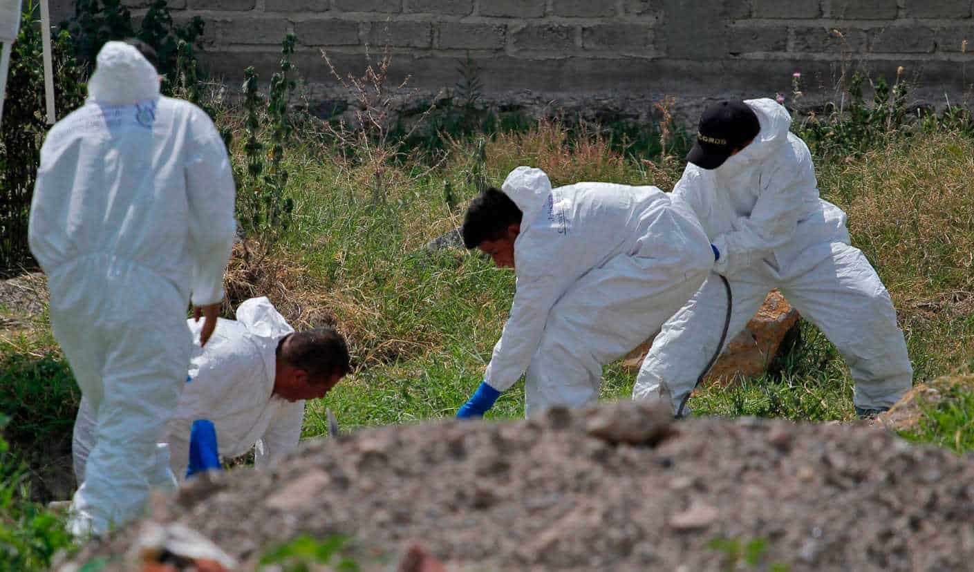 Encuentran 29 cadáveres en nueva fosa clandestina en Jalisco