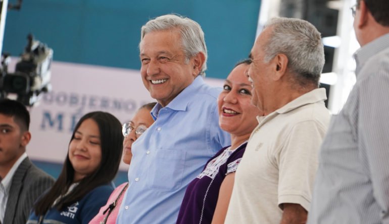 Gobernador de Aguascalientes no asistió a evento con AMLO por temor abucheos