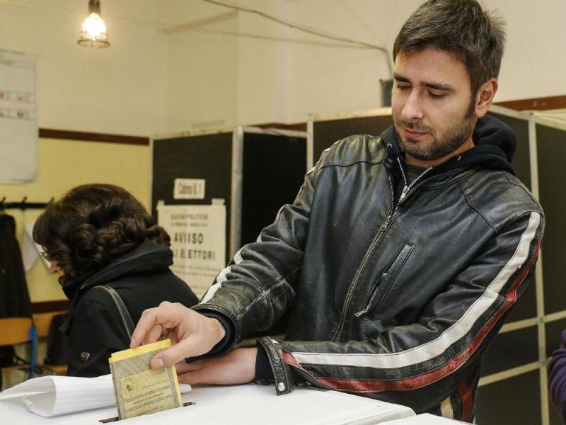 Italia ingobernable: ninguna coalición reúne el porcentaje mínimo de votantes
