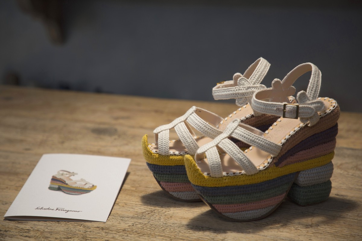 Ferragamo crea zapatos biodegradables para cuidar medio ambiente