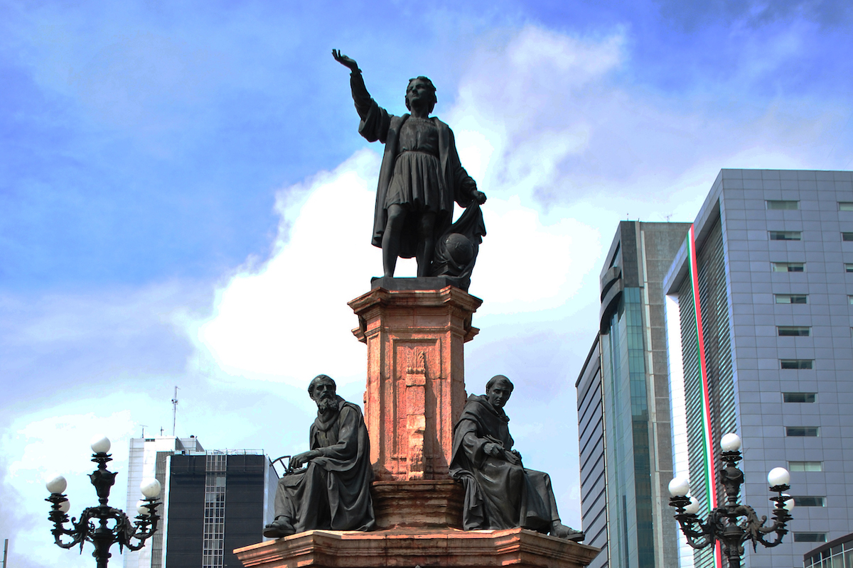 Escultura de mujer indígena sustituirá a Cristóbal Colón en Paseo de la Reforma