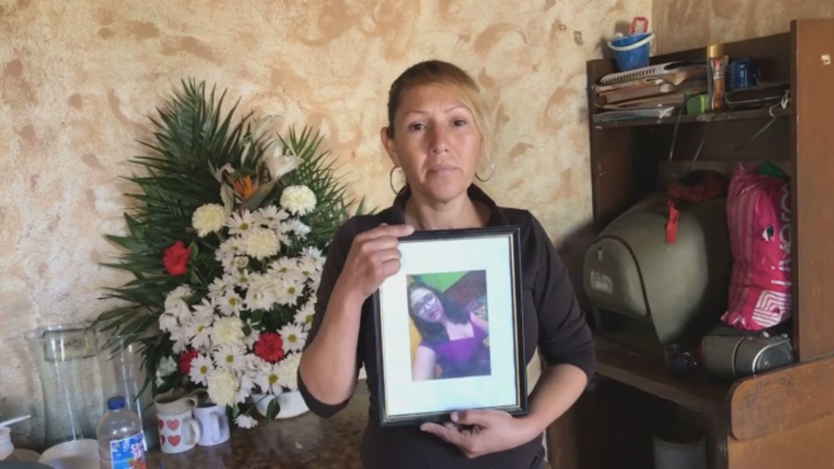 ‘Quiero verle la cara al perro que mató a mi hija’: madre exige justicia por Karina