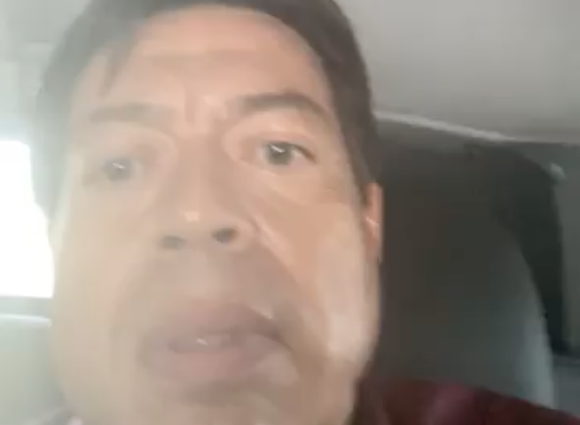 VIDEO. Sujetos con armas largas detuvieron y le apuntaron a Mario Delgado en Tamaulipas