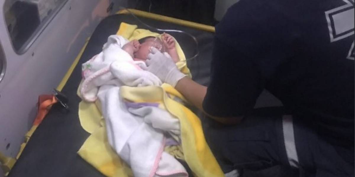 Abandonan a bebé recién nacida en Metro Toreo