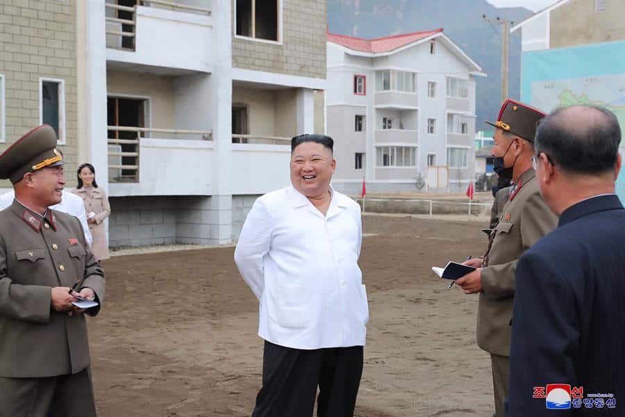 Kim Jong-un desea a Trump que se recupere lo antes posible de covid-19