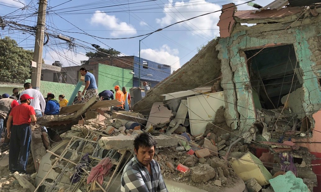 Un muerto y 11 heridos por explosión en colonia Pensil de Miguel Hidalgo en CDMX