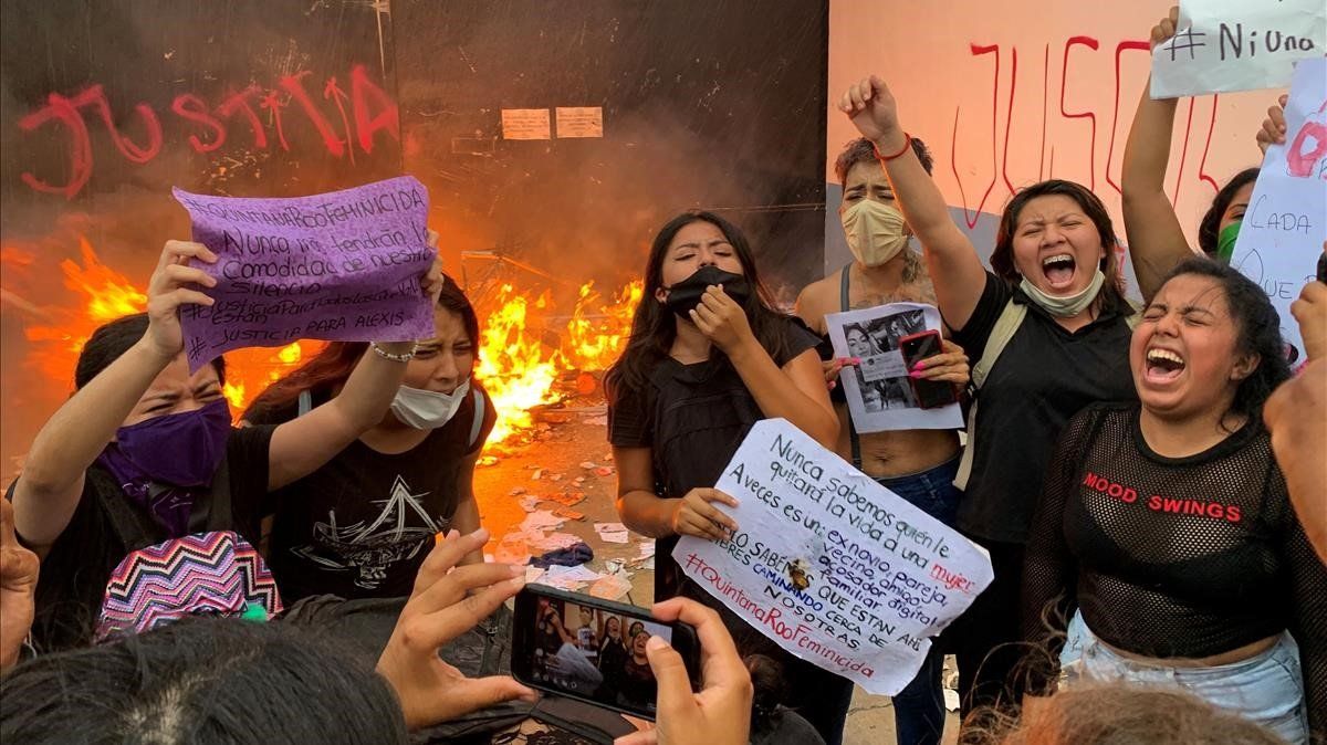 Preocupan a la ONU los ataques contra mujeres que salen a manifestarse en México