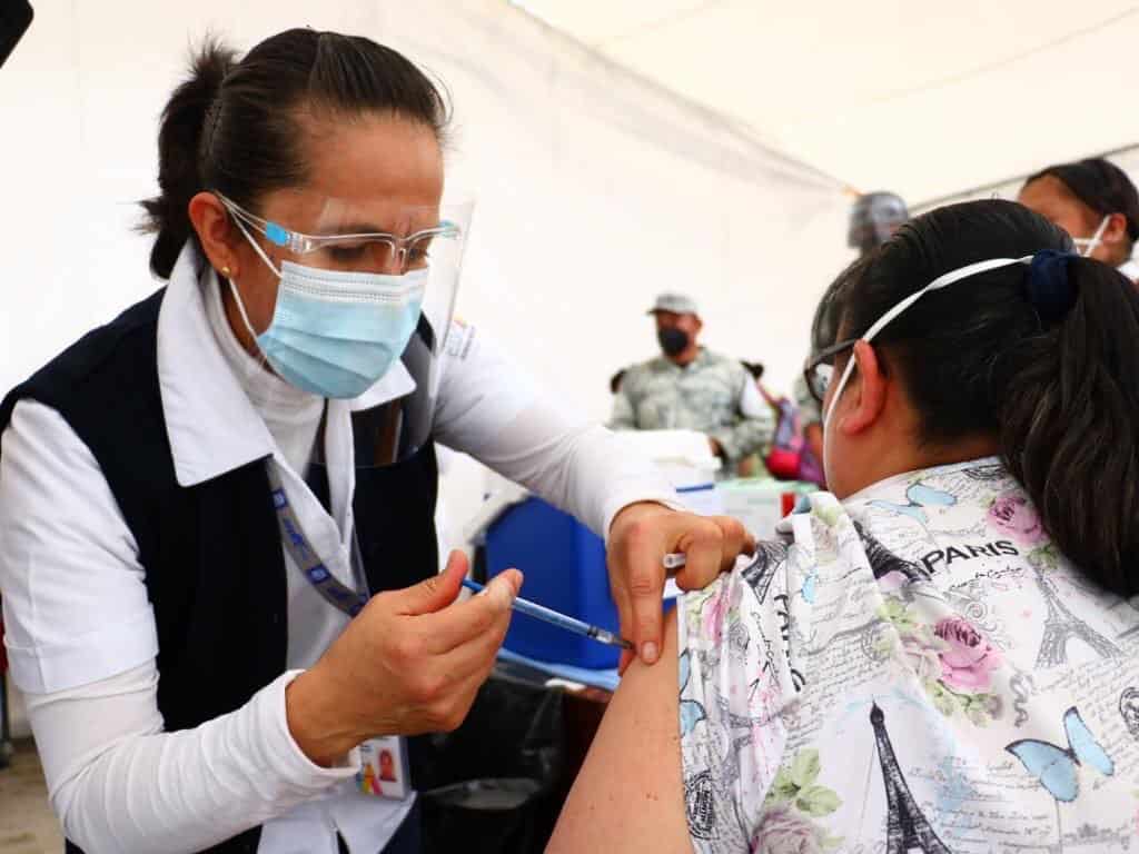 México reporta 877 nuevas muertes y 8 mil 642 contagios por covid-19