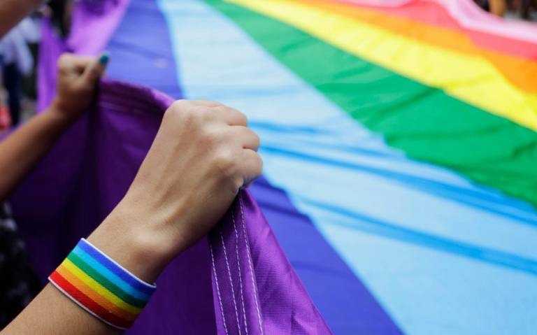 Tarjeta Arcoíris comunidad LGBT+ de escasos recursos recibirá apoyo económico en Ecatepec.