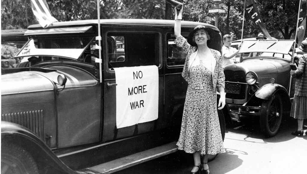 Jeannette Rankin: primera mujer congresista de EUA que luchó contra la guerra y por la igualdad de las mujeres