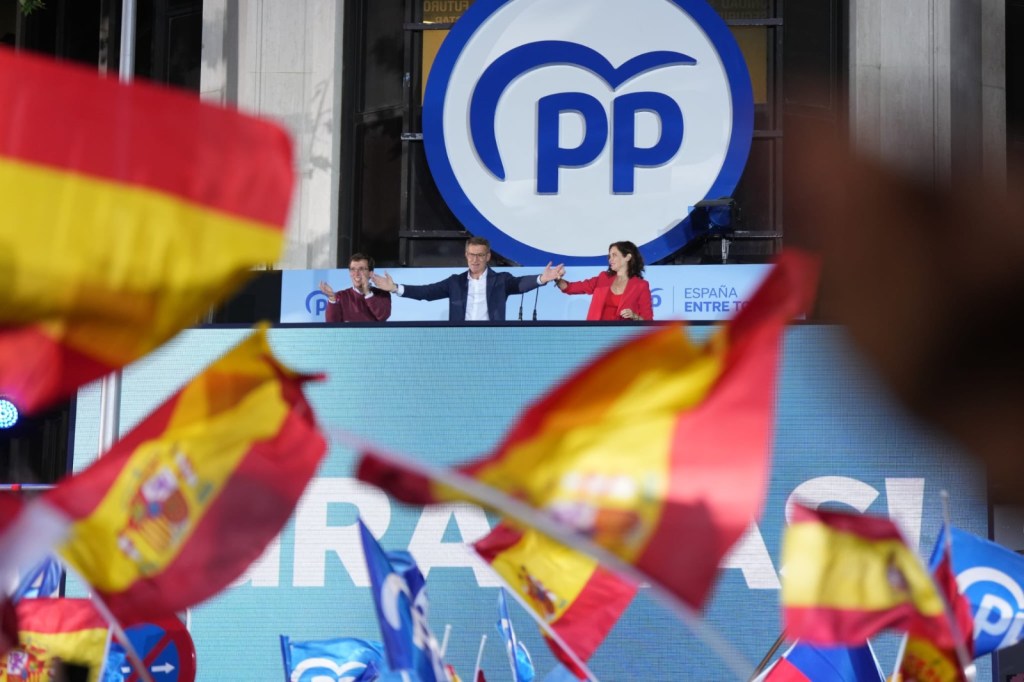 Partido Popular arrasa en las elecciones de España y se consolida como la fuerza a vencer en los próximos comicios.