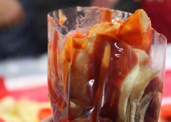 Investigadores del IPN encontraron bacterias fecales en las deliciosas salsas de puestos callejeros